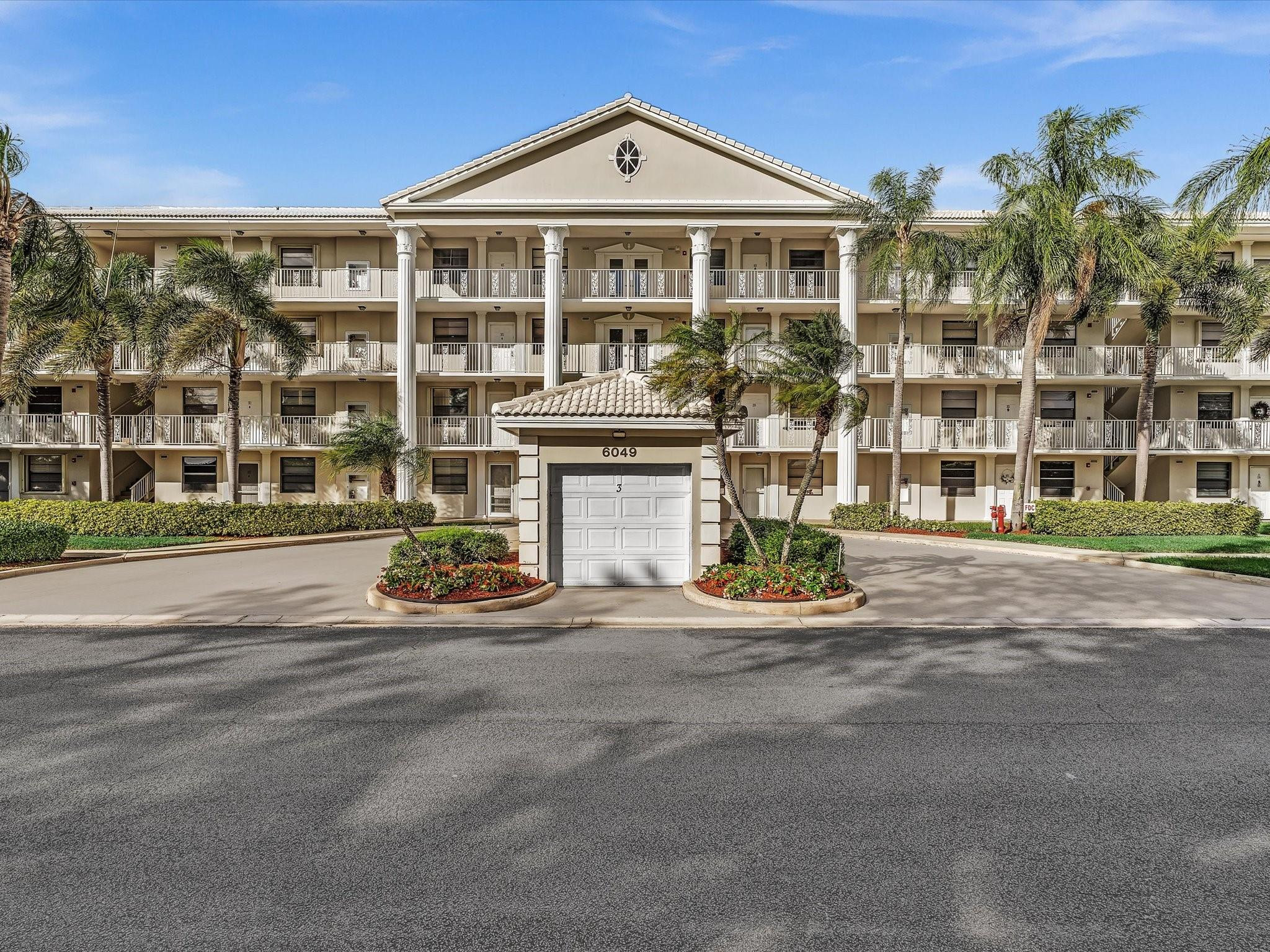 6049 Balboa Cir 406