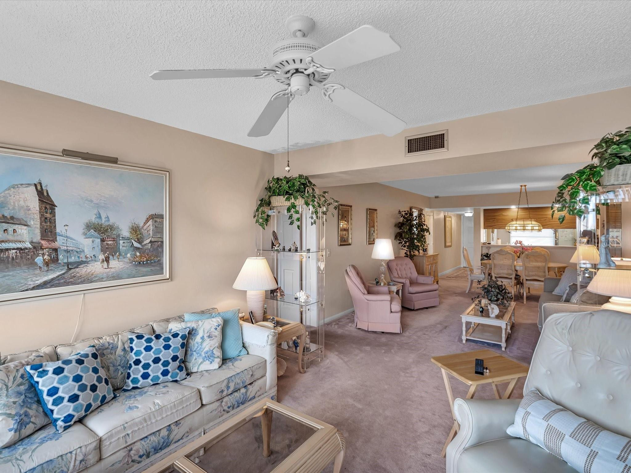 6049 Balboa Cir 406