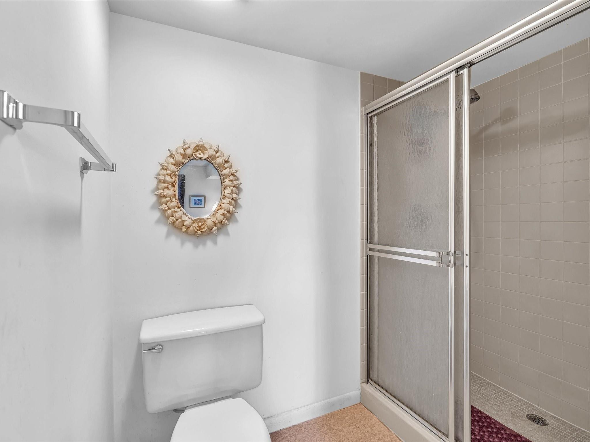 6049 Balboa Cir 406