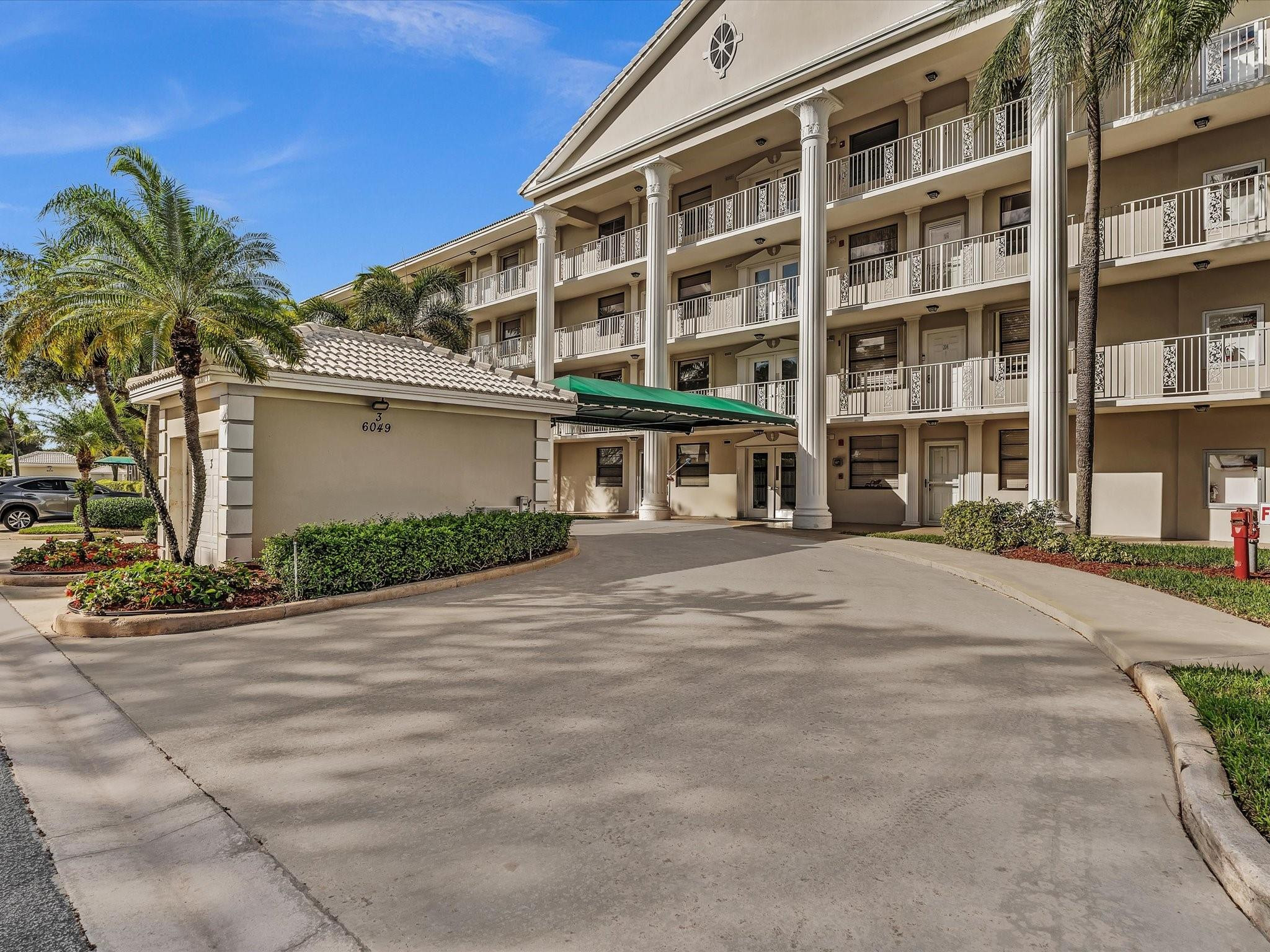 6049 Balboa Cir 406