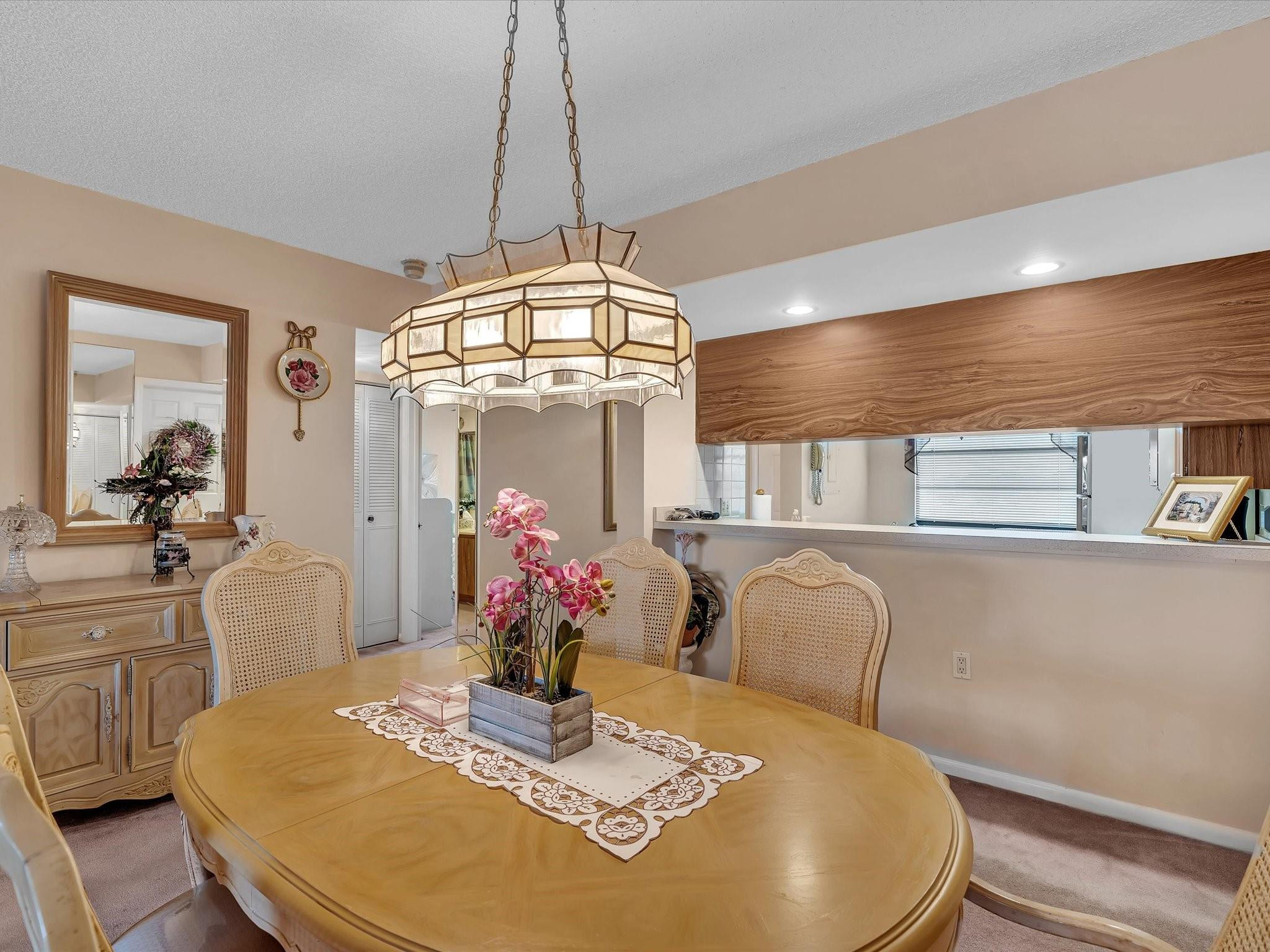 6049 Balboa Cir 406