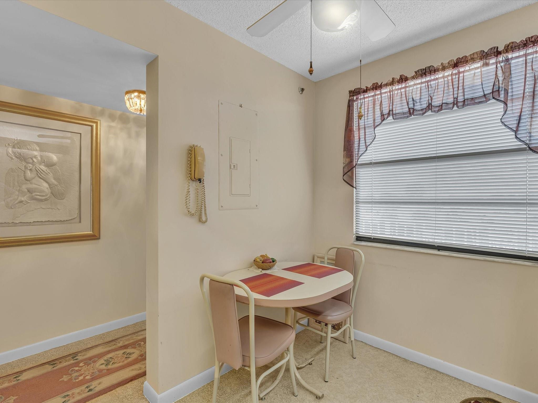 6049 Balboa Cir 406