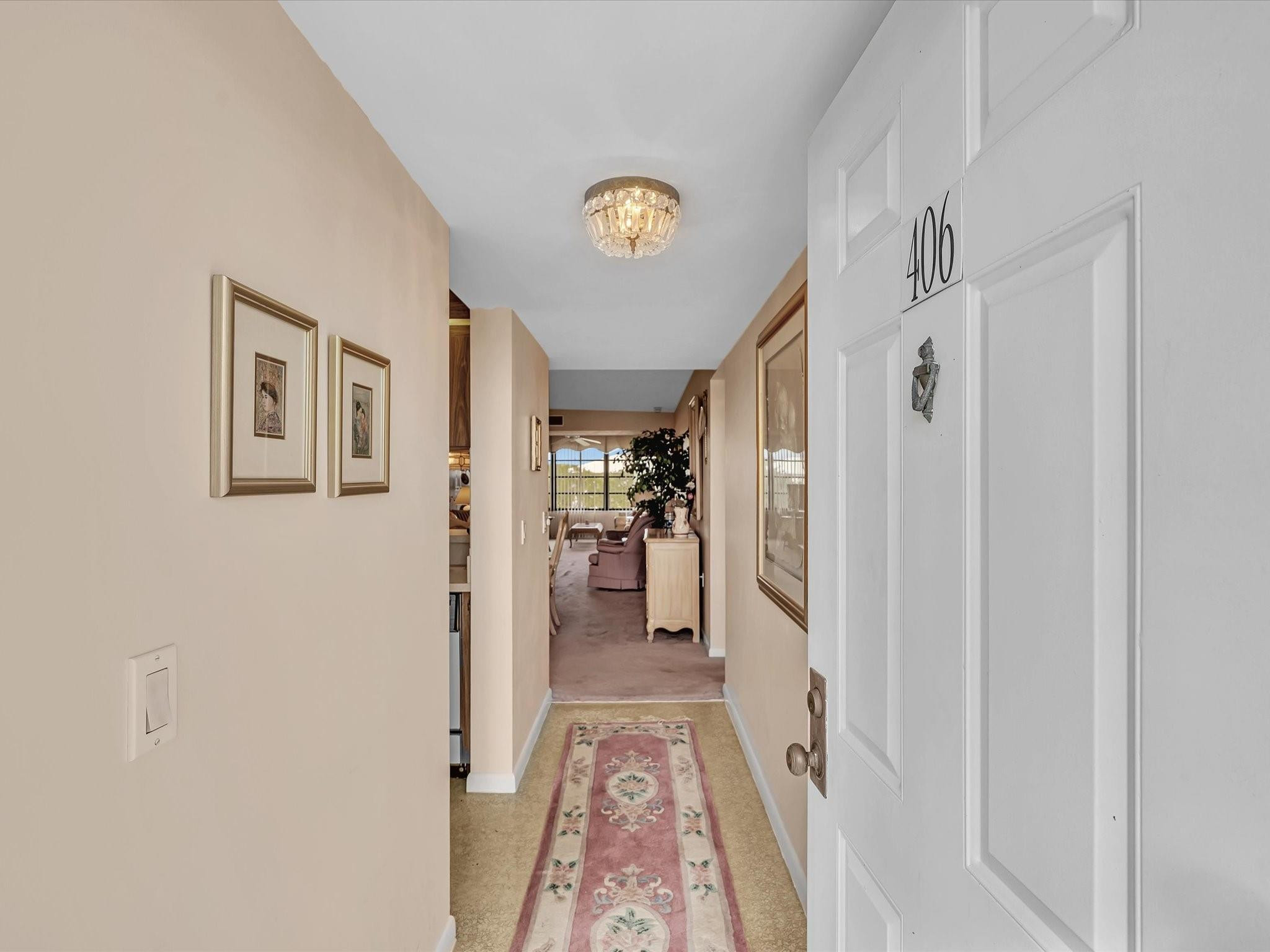 6049 Balboa Cir 406