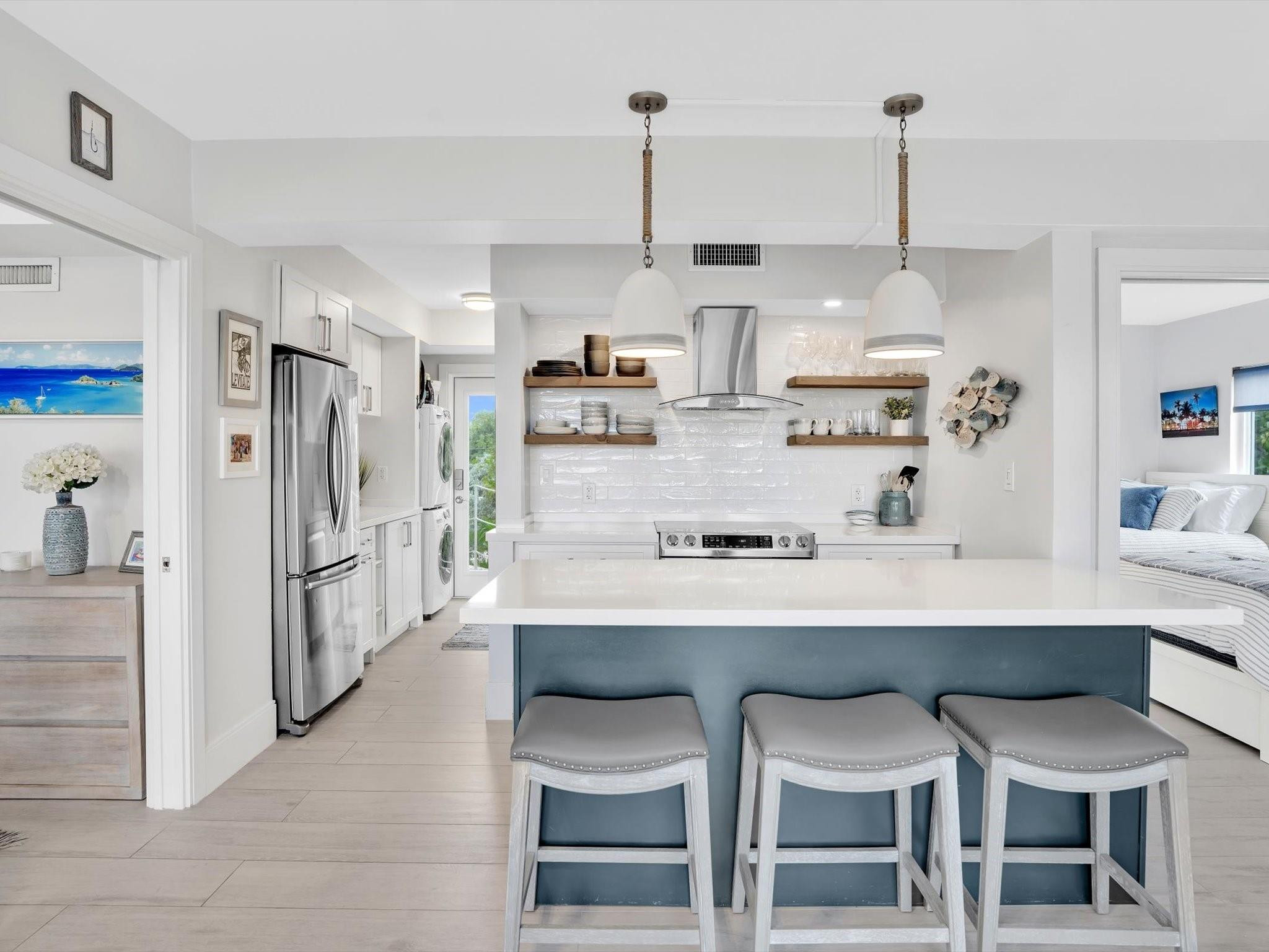 1124 Seminole Drive 4D