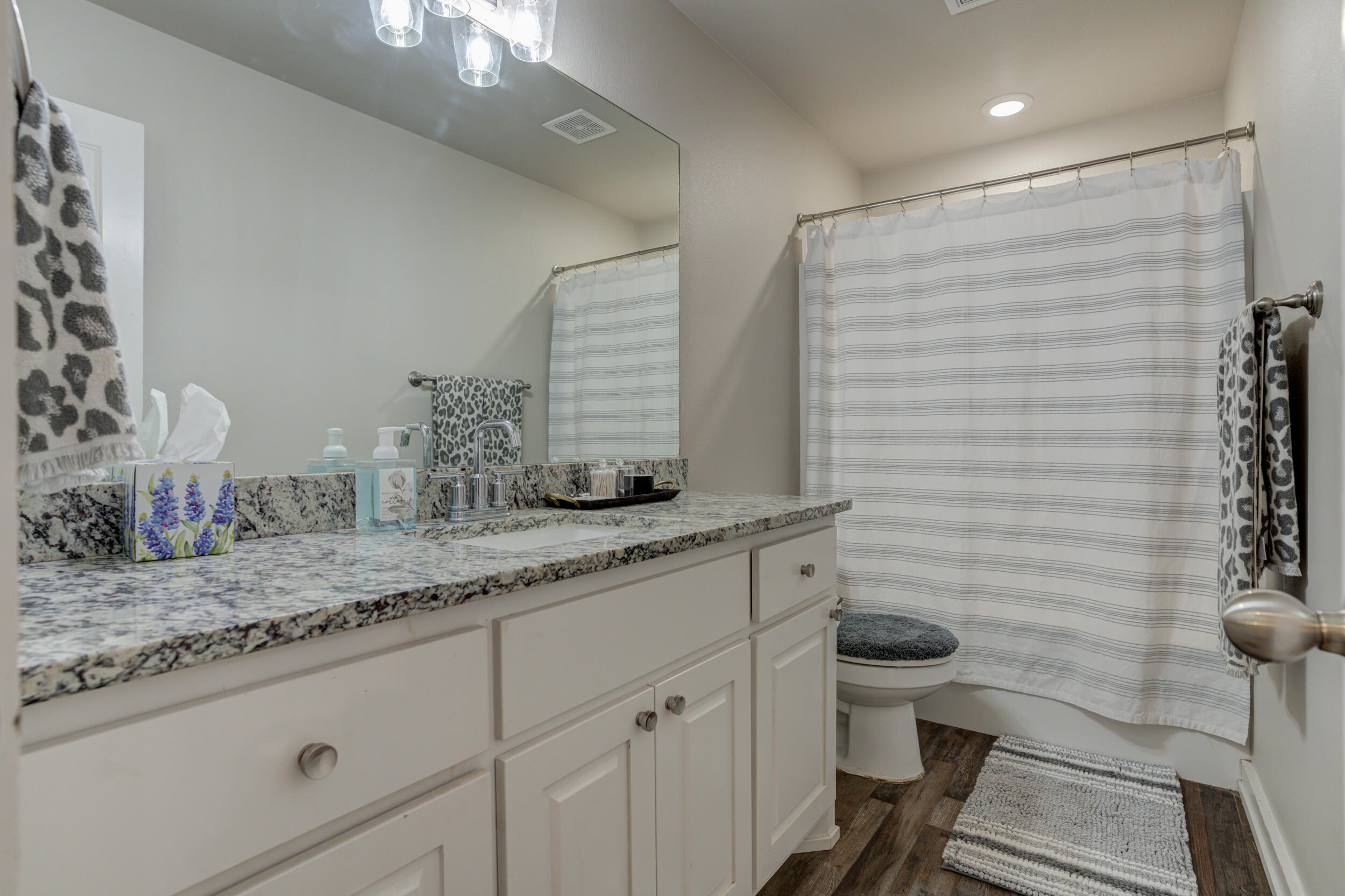 1404 17th Street, # A-B