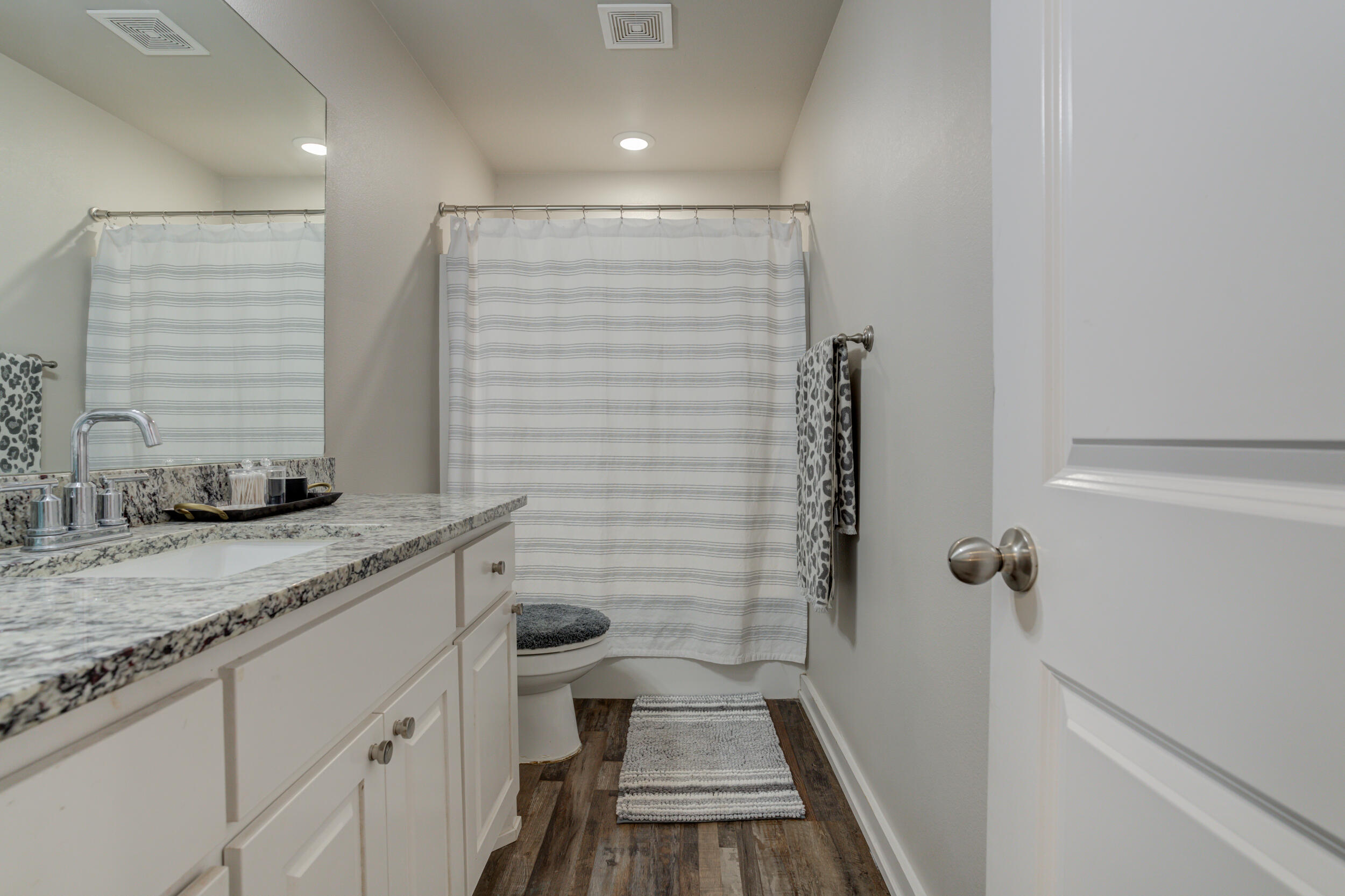 1404 17th Street, # A-B