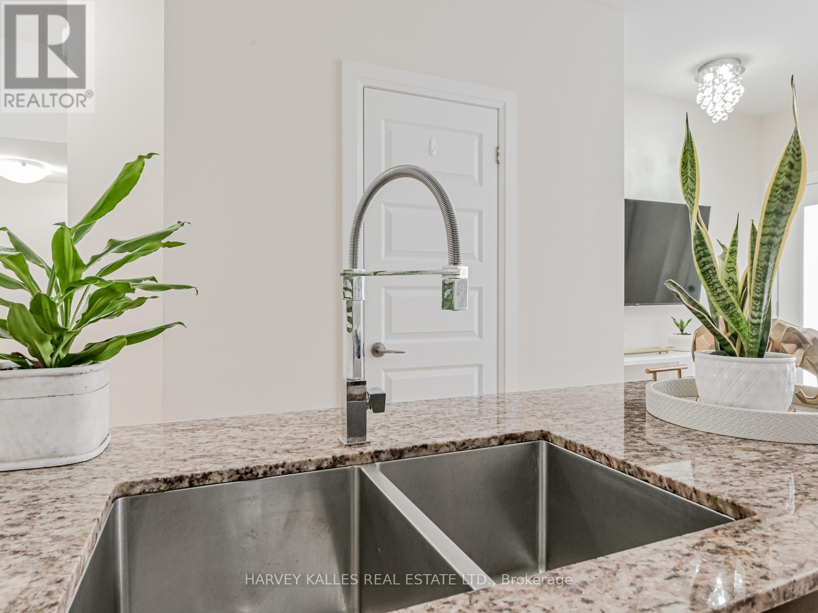 55 - 19 ELDORA AVENUE