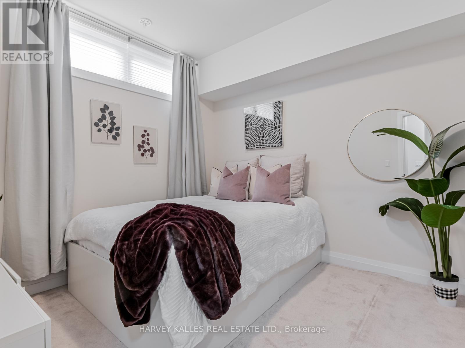 55 - 19 ELDORA AVENUE