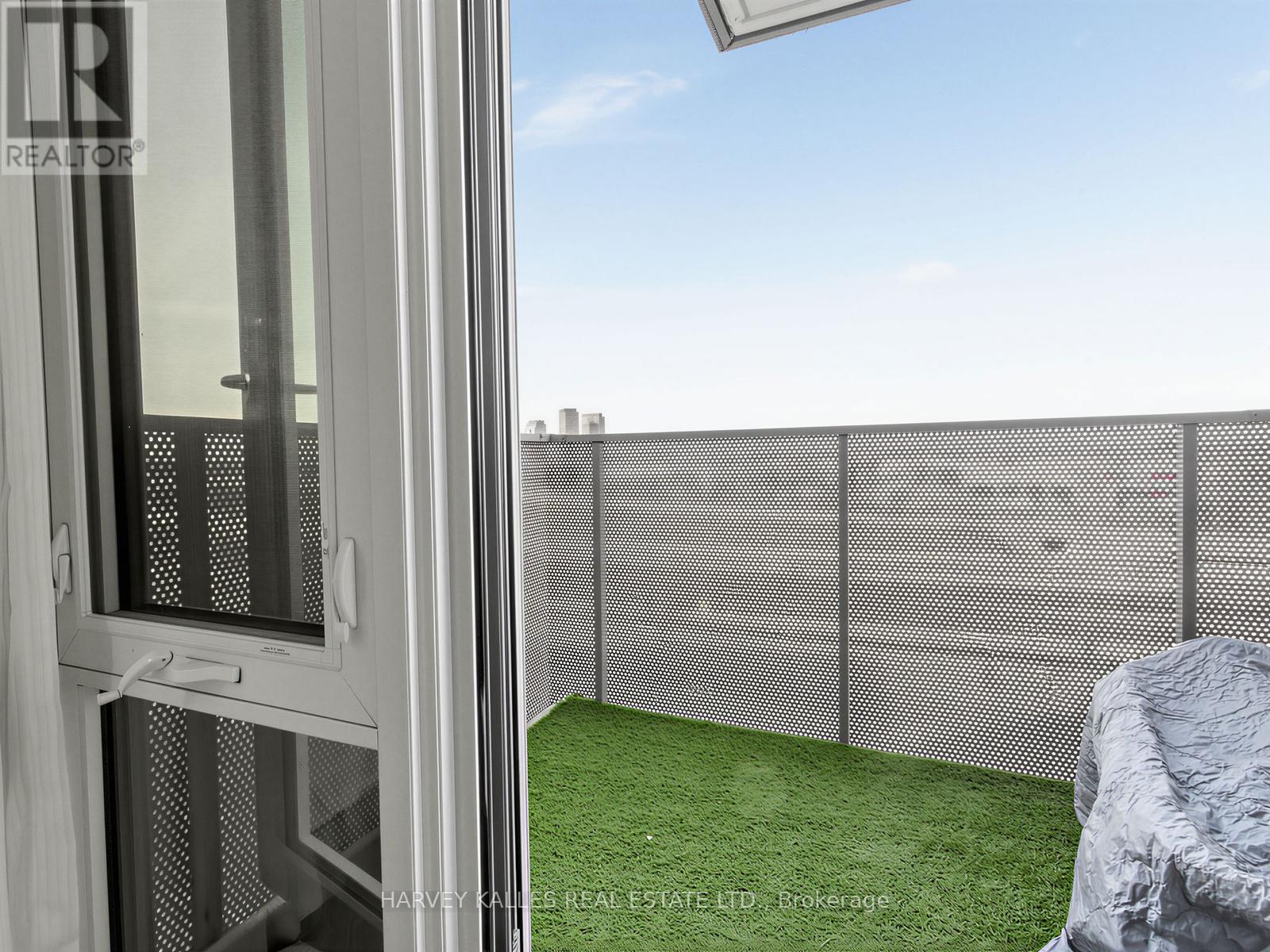 614 - 38 MONTE KWINTER COURT