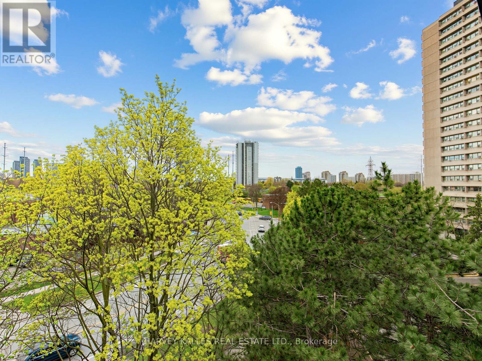 310 - 55 SUNNY GLENWAY