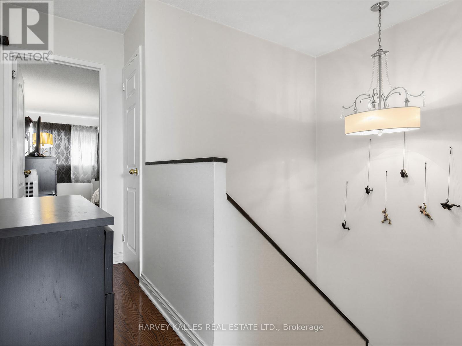 310 - 55 SUNNY GLENWAY