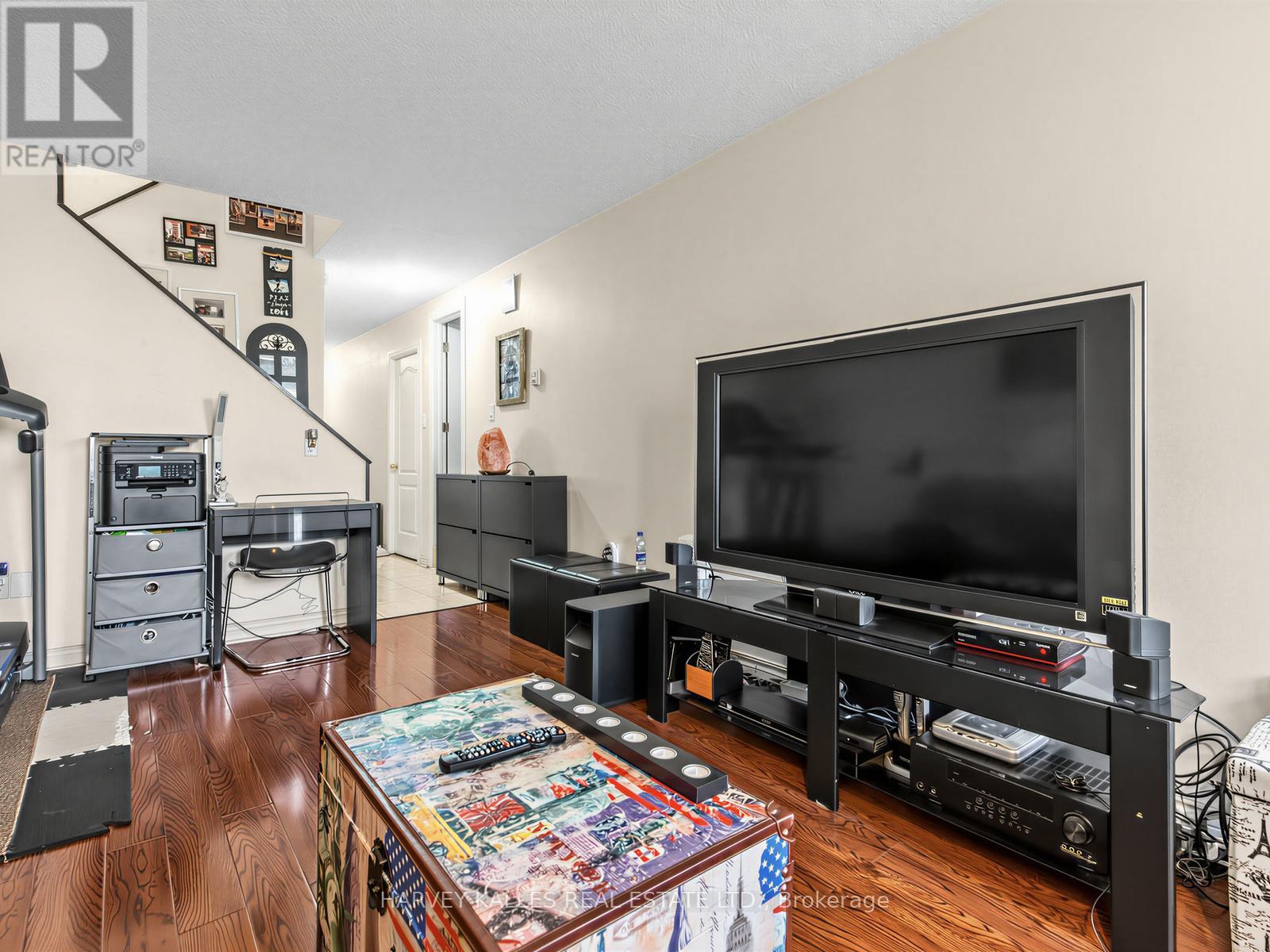 310 - 55 SUNNY GLENWAY