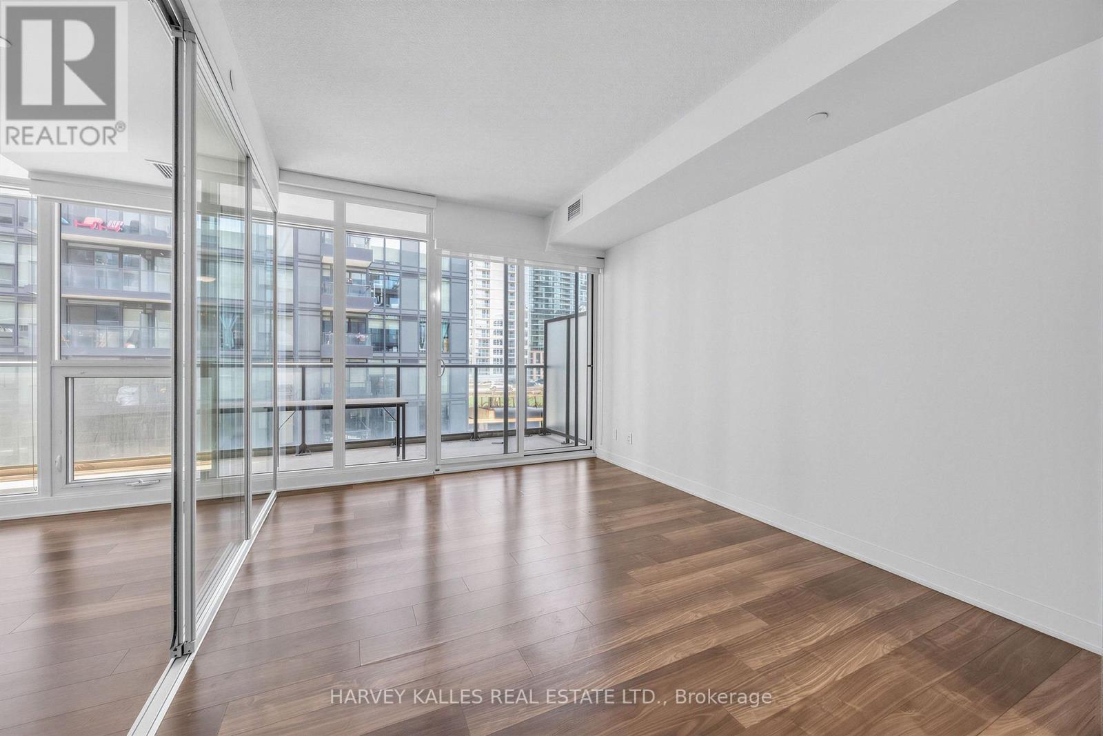 608 - 90 QUEENS WHARF ROAD