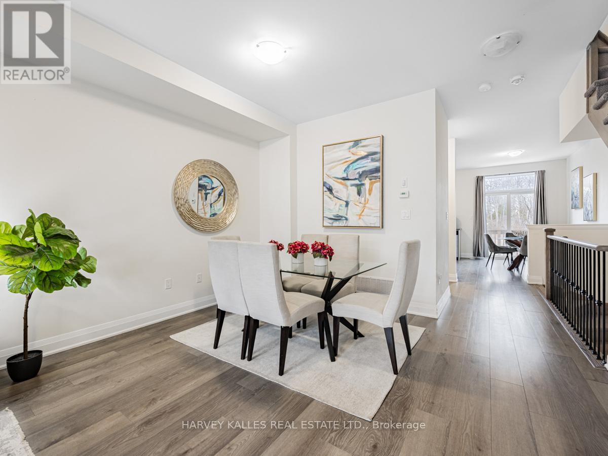 22 - 250 FINCH AVENUE