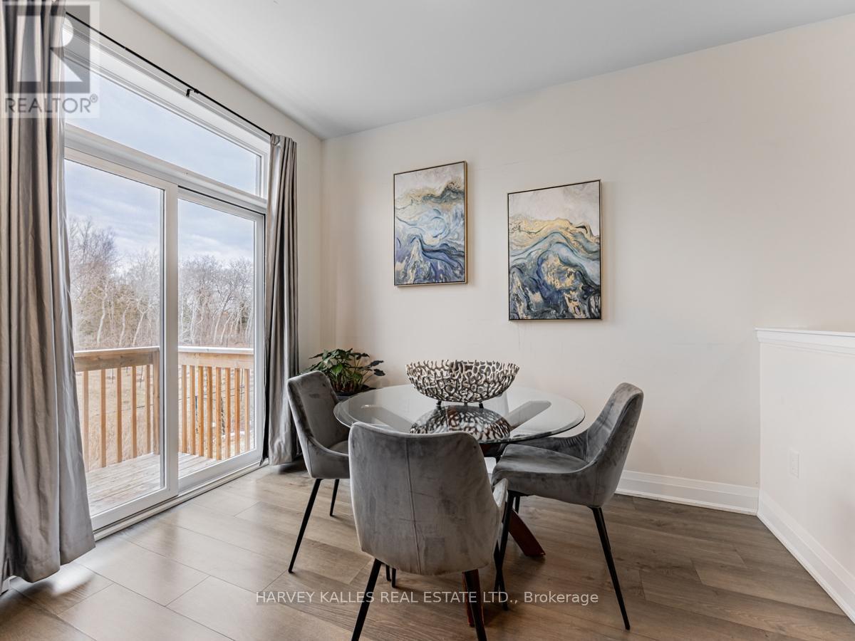 22 - 250 FINCH AVENUE