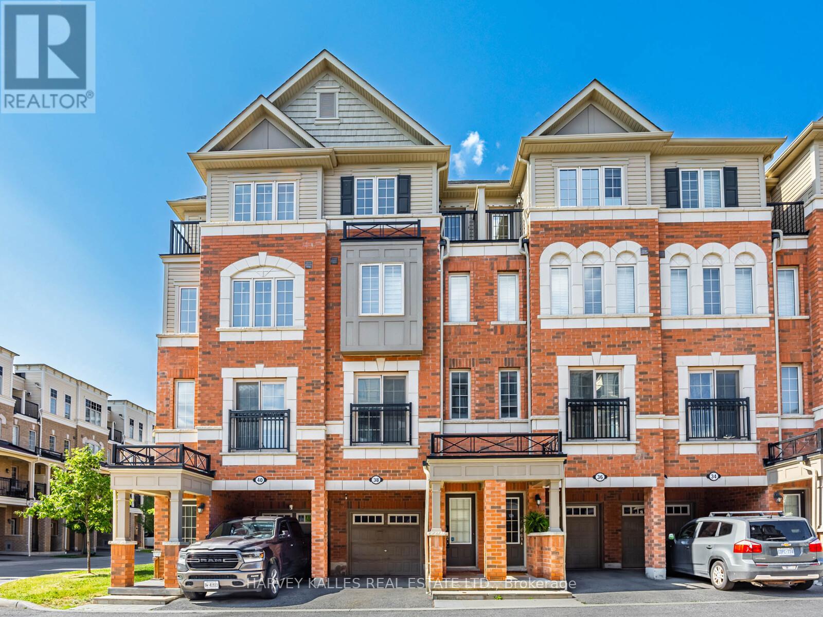38 GLENSTAL PATH