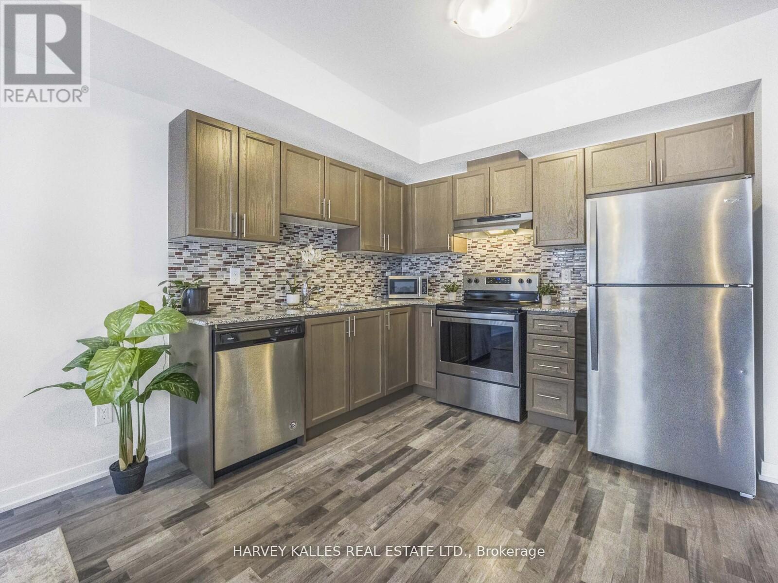 404 - 1460 WHITES ROAD