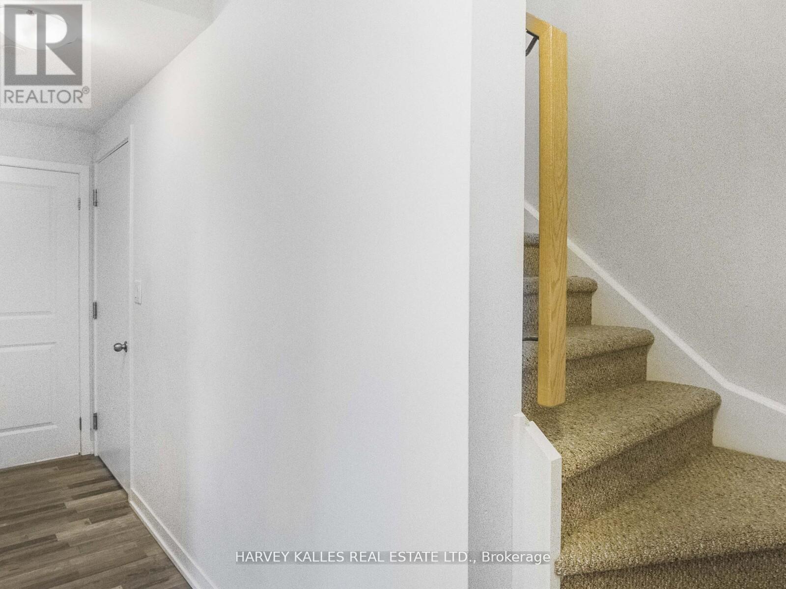 404 - 1460 WHITES ROAD