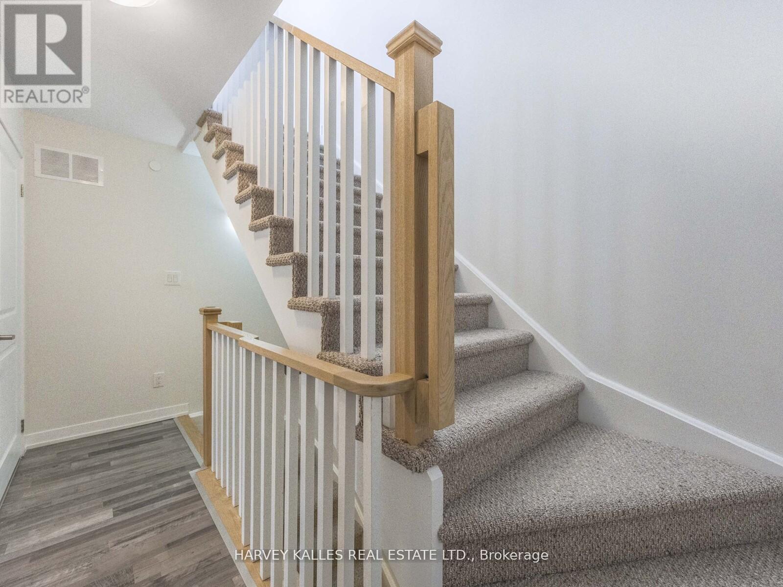 404 - 1460 WHITES ROAD