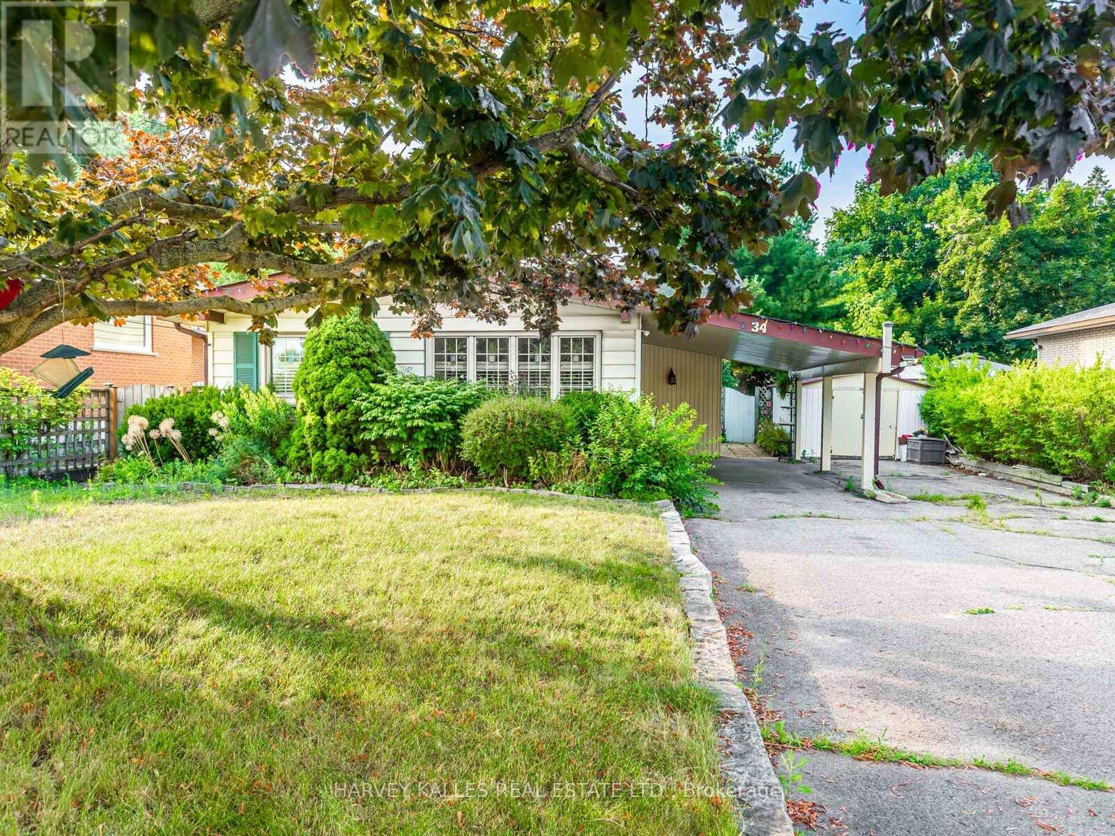 34 TAUNTON ROAD W