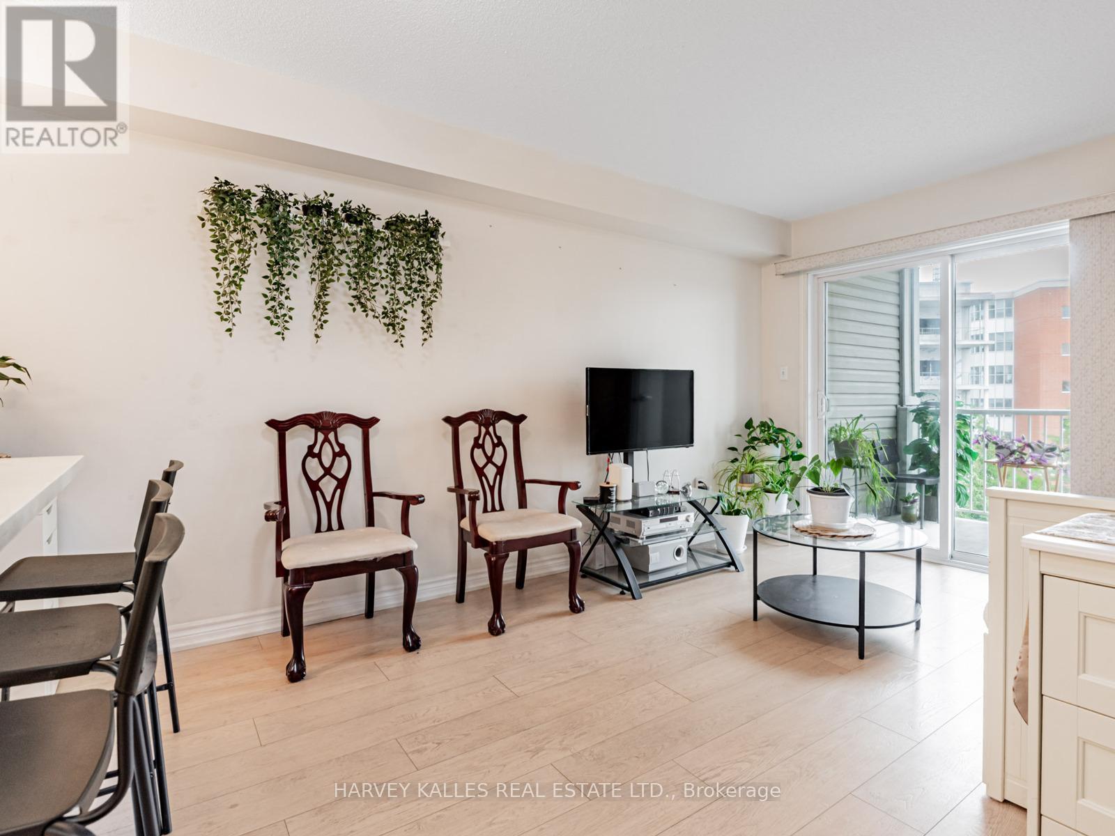 430 - 5225 FINCH AVENUE E