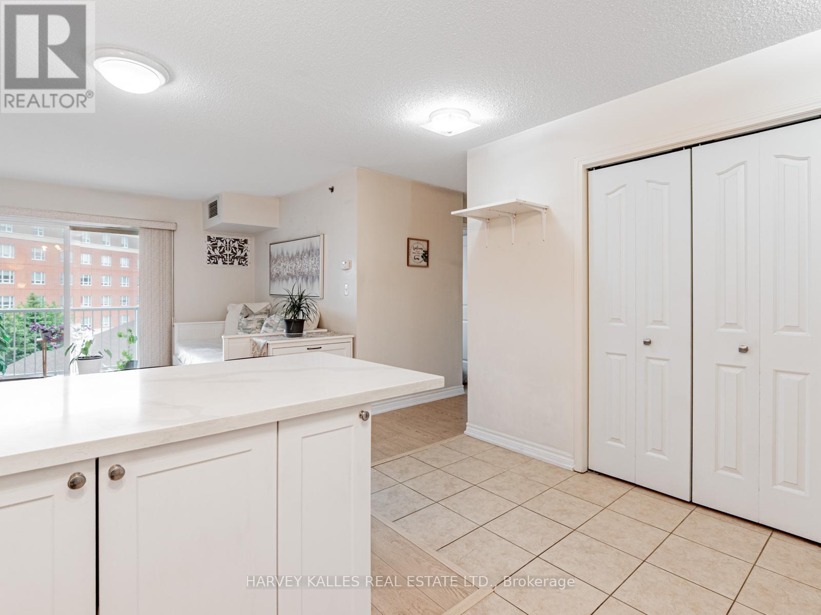 430 - 5225 FINCH AVENUE E