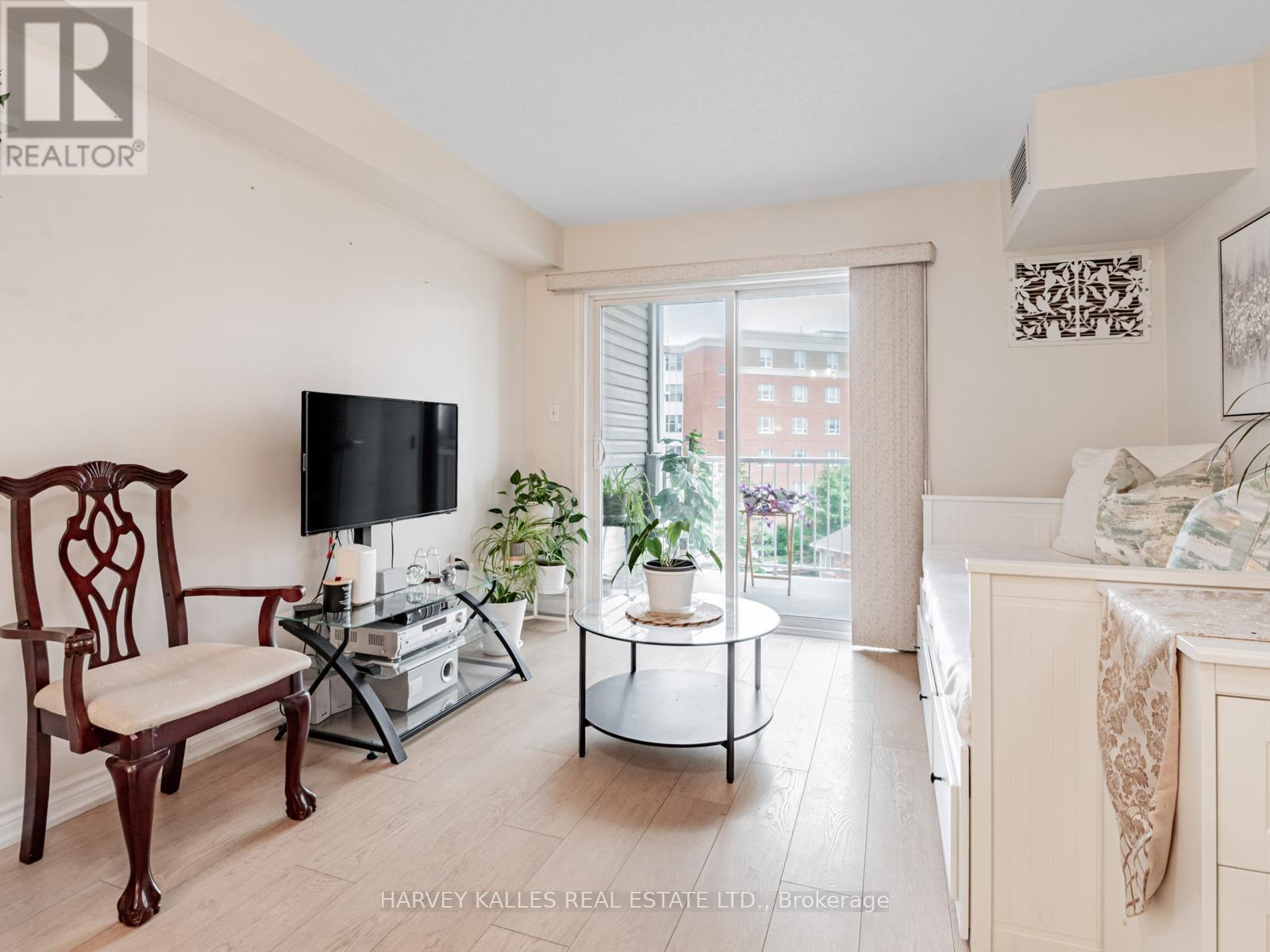 430 - 5225 FINCH AVENUE E