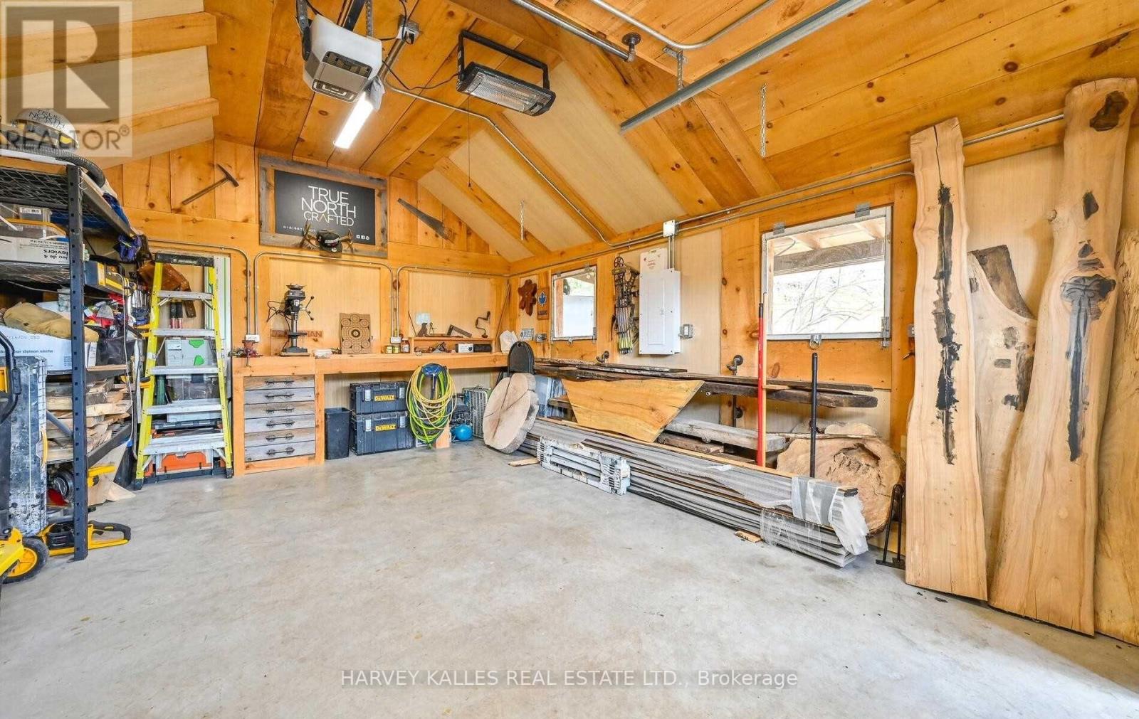 262 OSHAWA BOULEVARD S