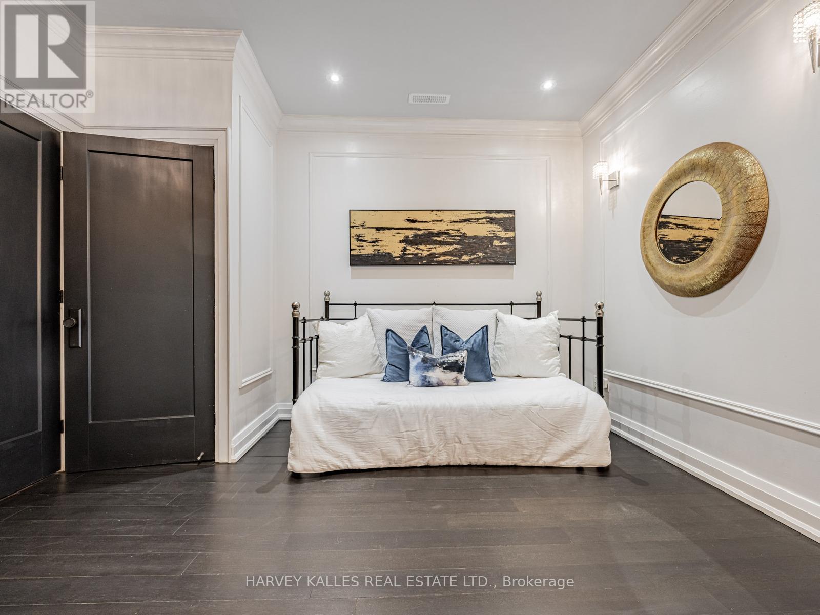 126 - 2351 KENNEDY ROAD