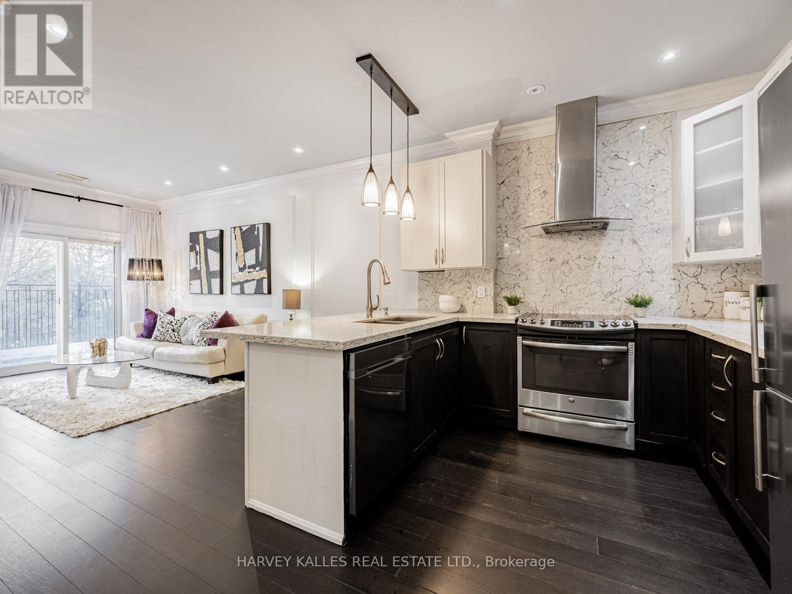 126 - 2351 KENNEDY ROAD