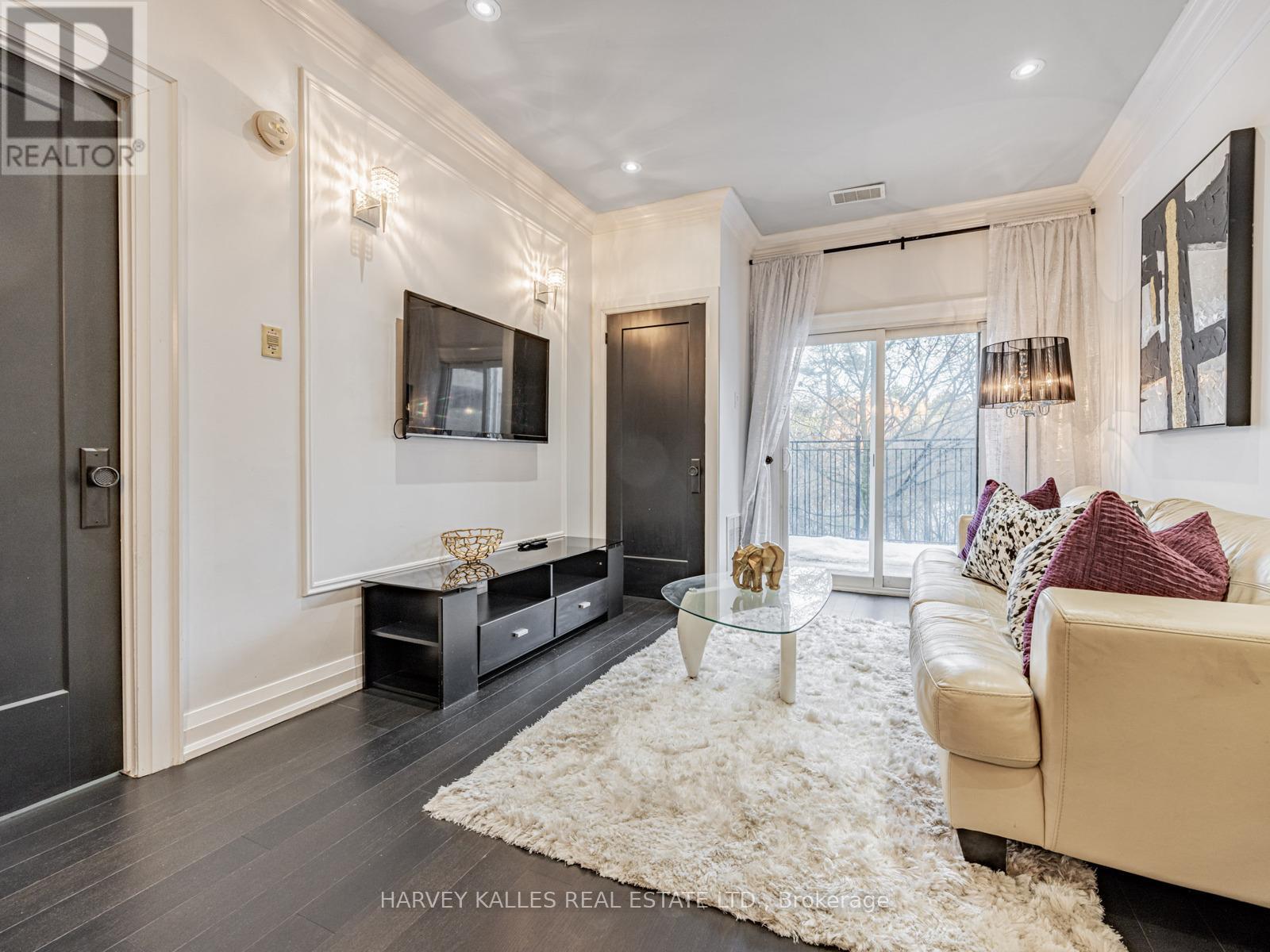 126 - 2351 KENNEDY ROAD