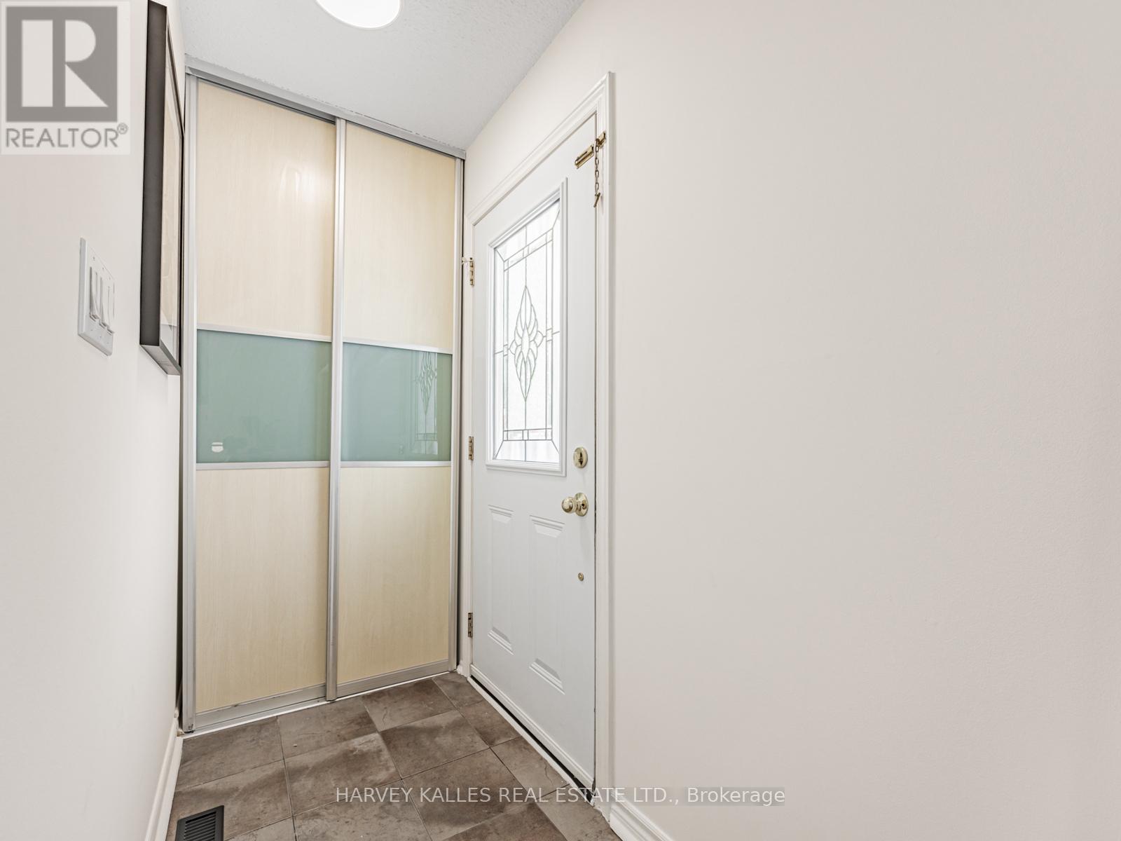 47 SNOWBALL CRESCENT