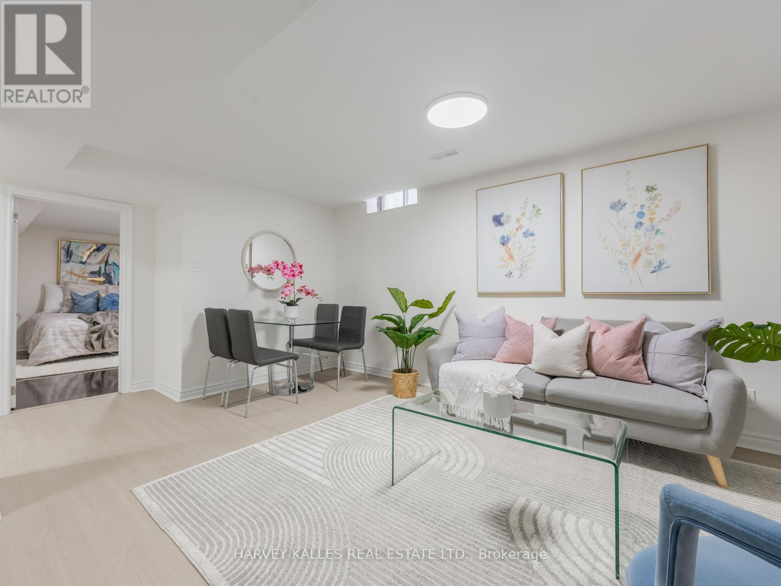 47 SNOWBALL CRESCENT