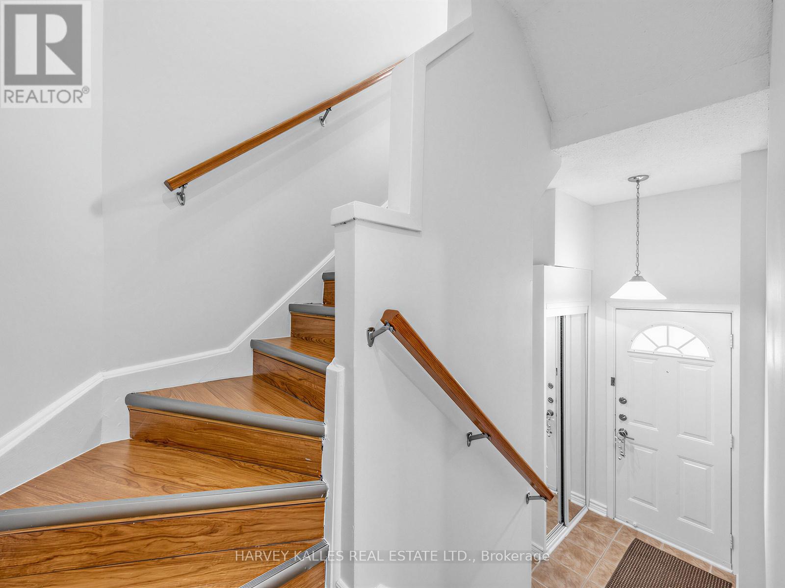 155 - 25 COLLINSGROVE ROAD