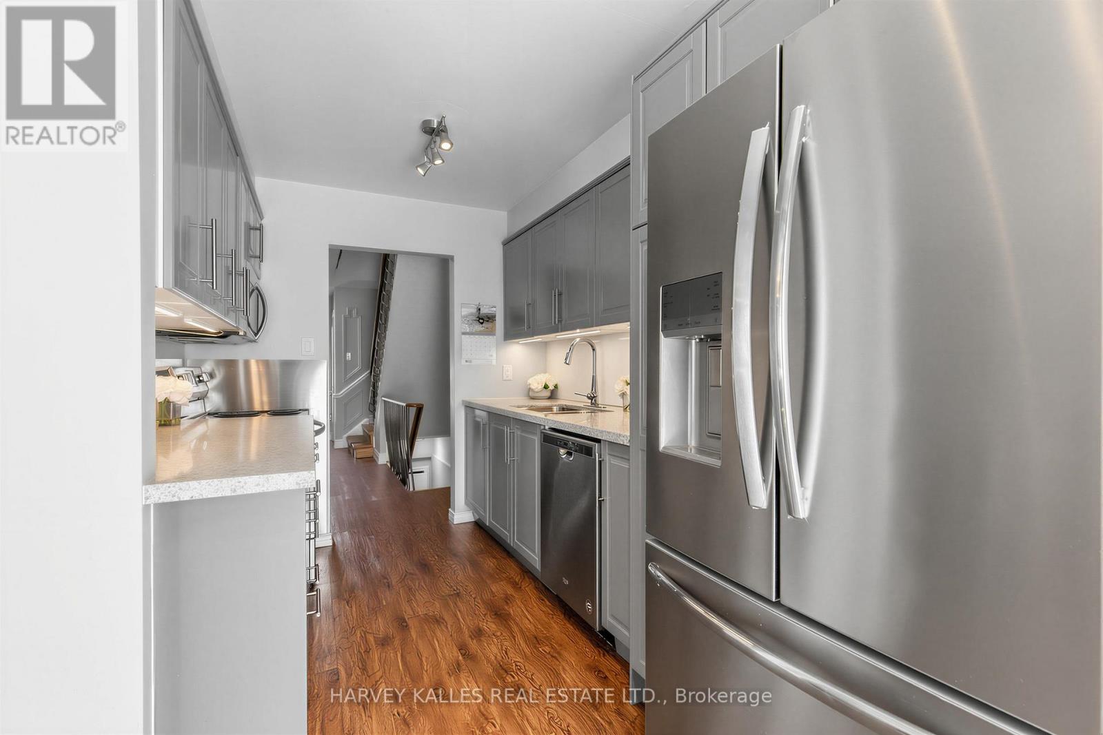 2 - 1180 SANDHURST CIRCLE