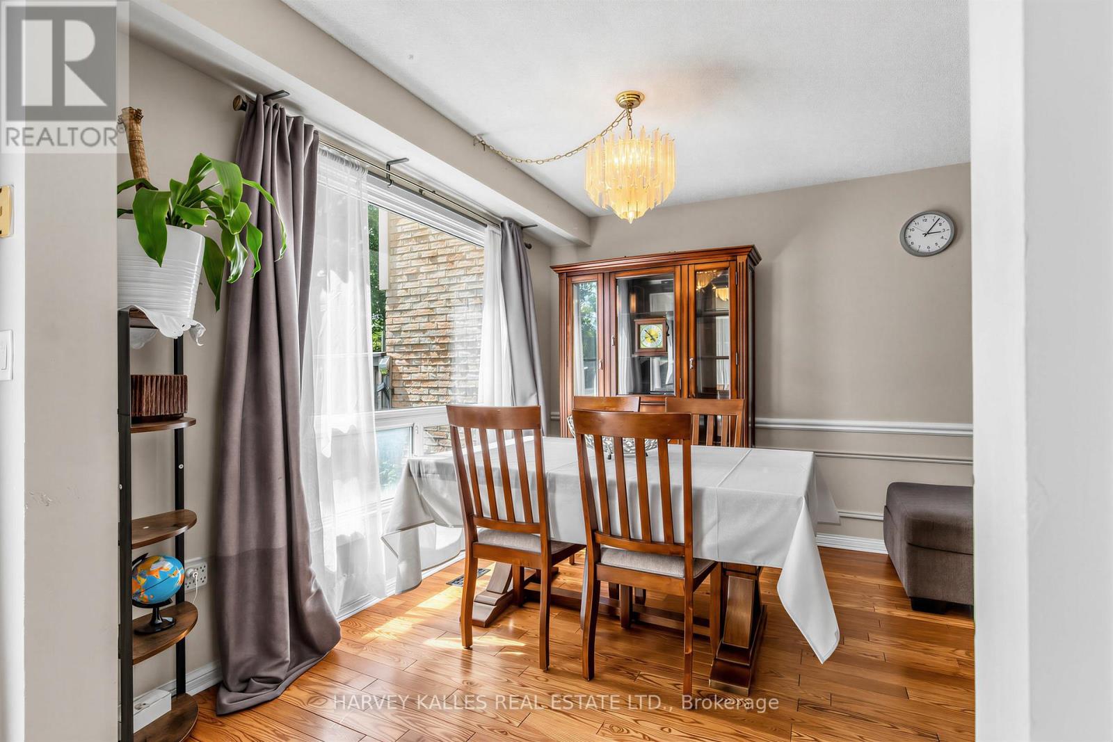 2 - 1180 SANDHURST CIRCLE