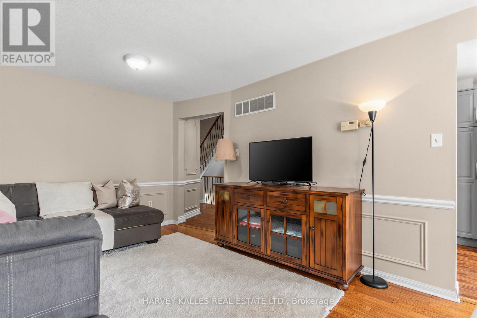 2 - 1180 SANDHURST CIRCLE