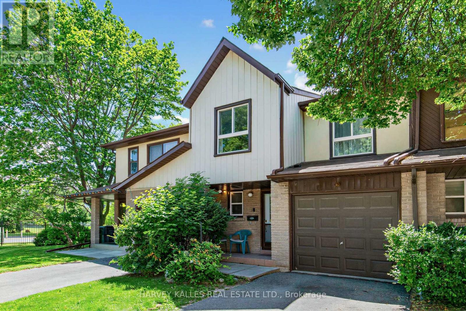2 - 1180 SANDHURST CIRCLE