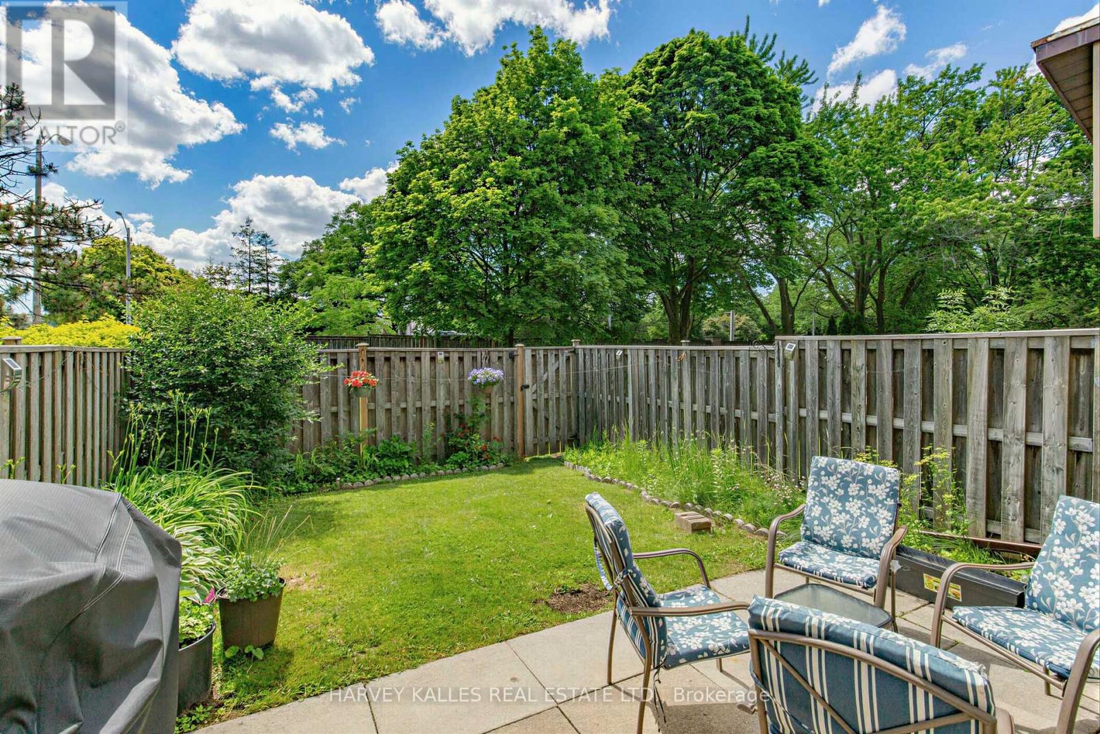 2 - 1180 SANDHURST CIRCLE