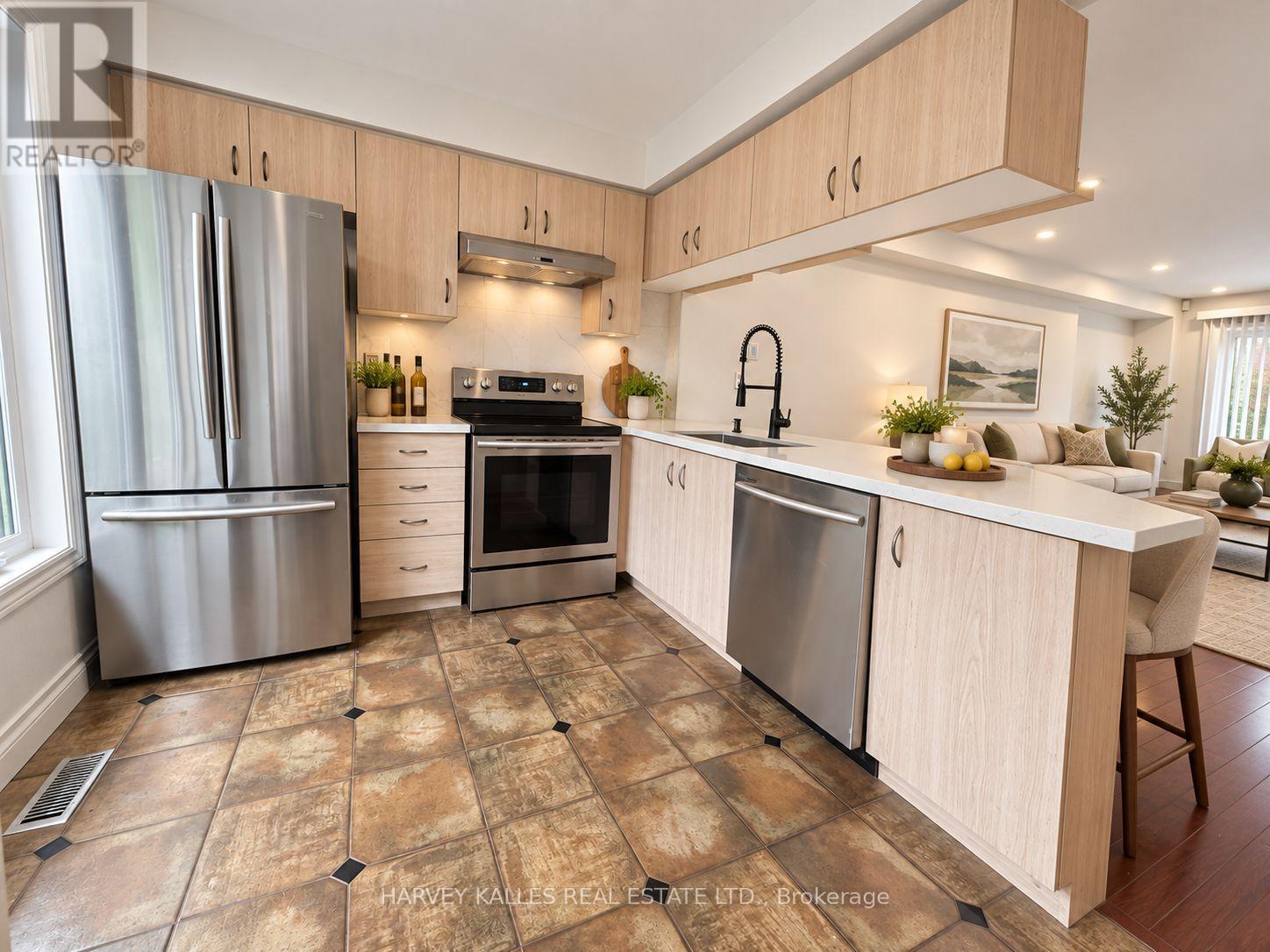 54 - 1635 PICKERING PARKWAY