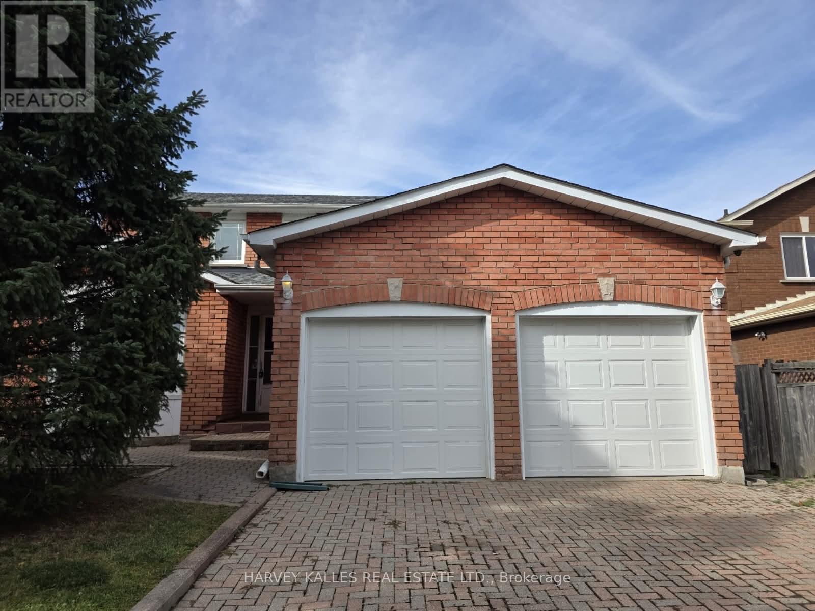 1627 RAYLEEN CRESCENT