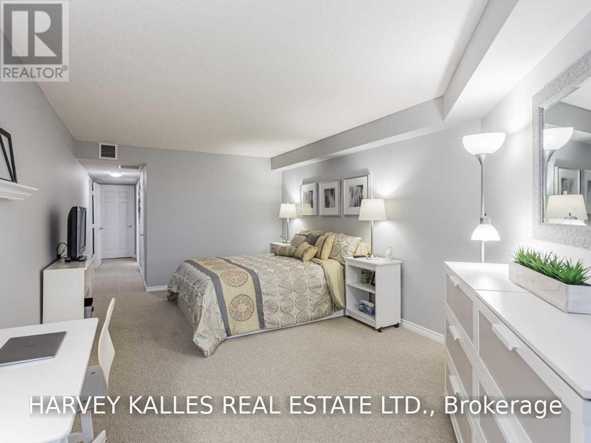 808 - 4727 SHEPPARD AVENUE E Unit: 808