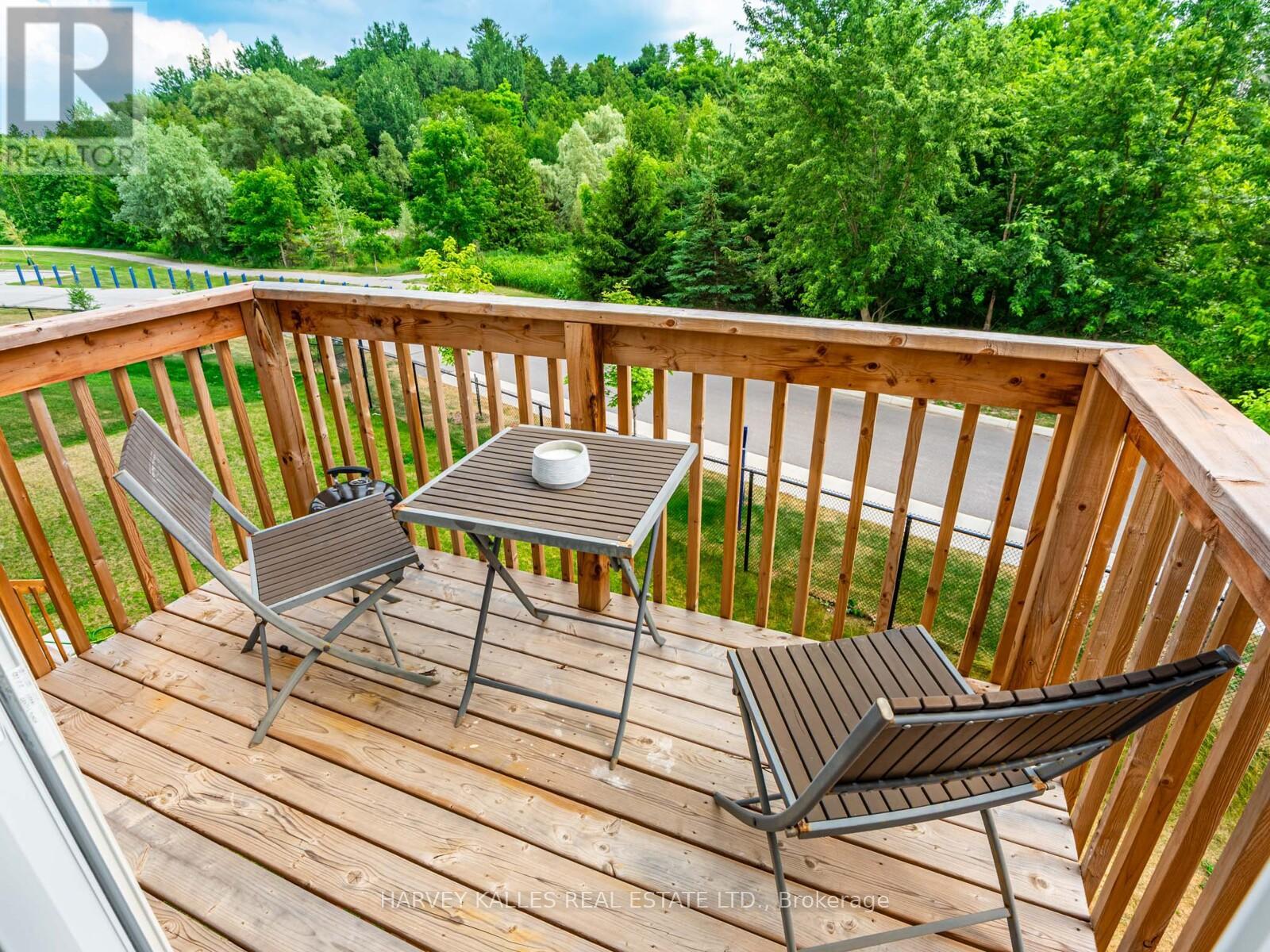 104 LYALL STOKES CIRCLE