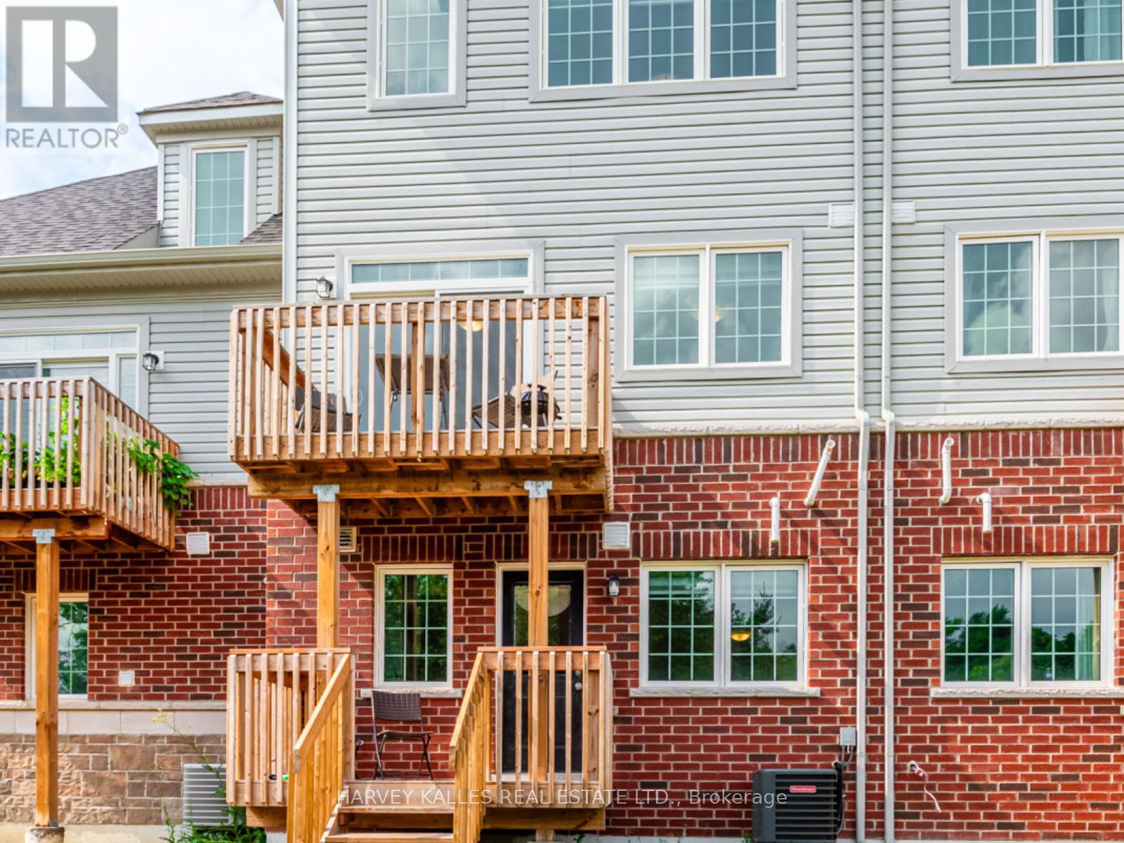 104 LYALL STOKES CIRCLE