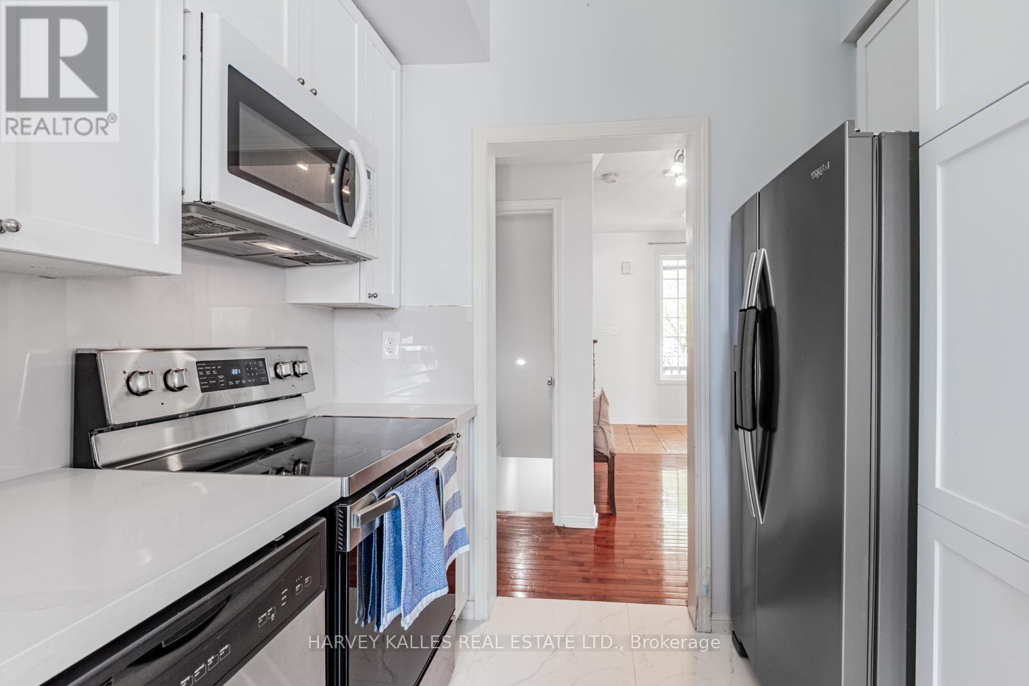 65 WHITE'S HILL AVENUE
