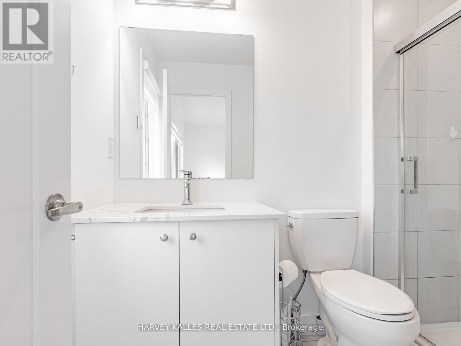 104 LYALL STOKES CIRCLE