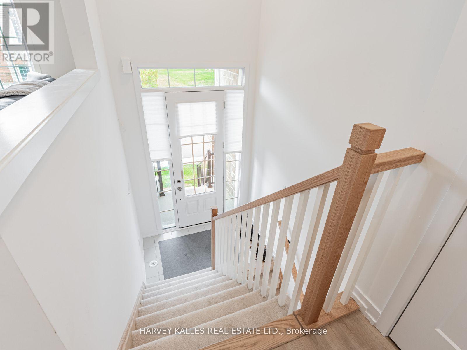 104 LYALL STOKES CIRCLE