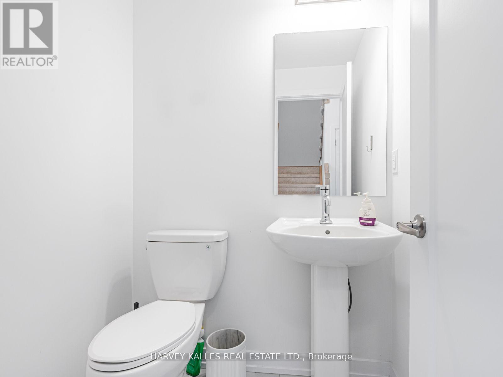 104 LYALL STOKES CIRCLE