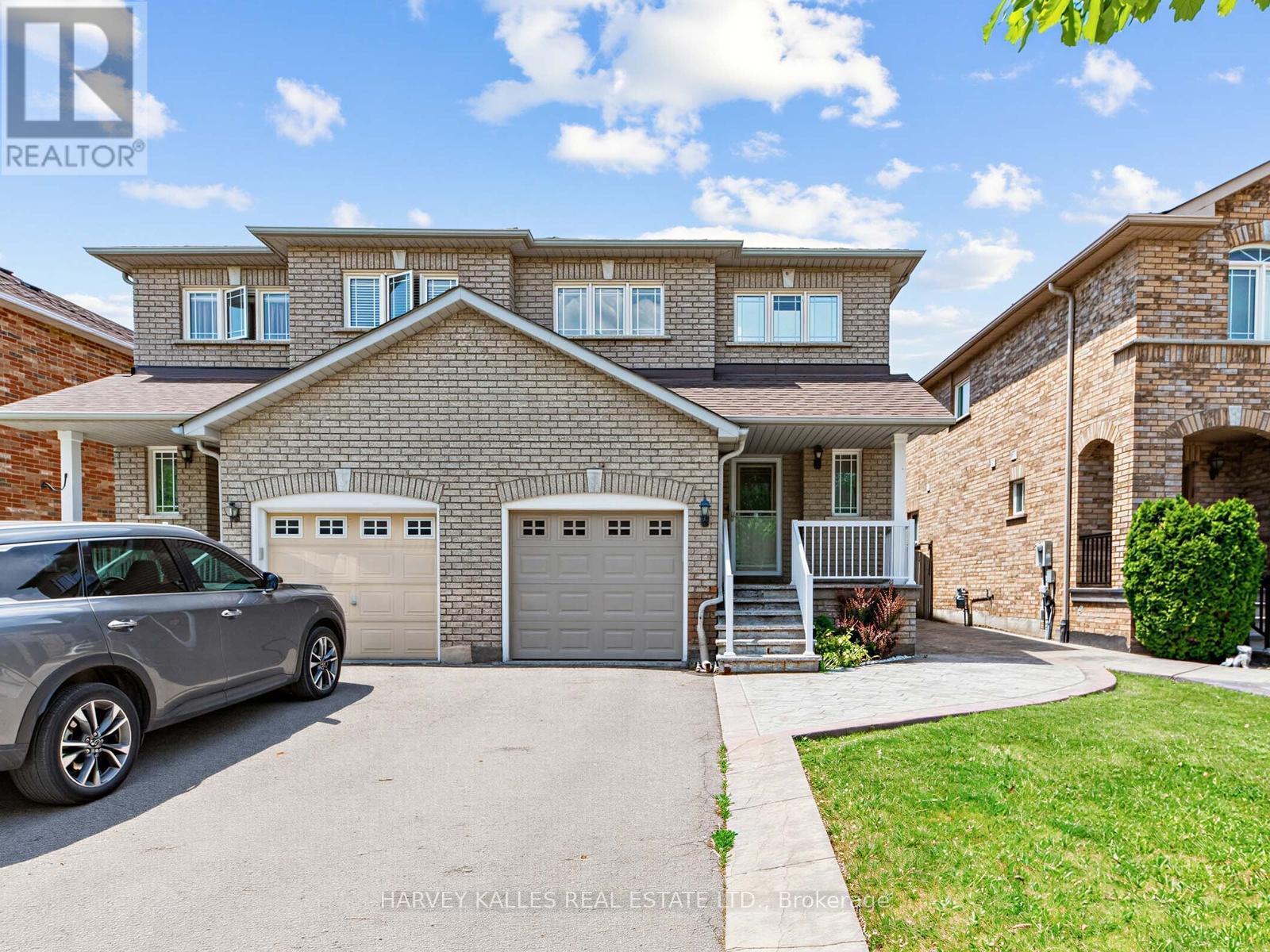 40 BLACKTHORN DRIVE