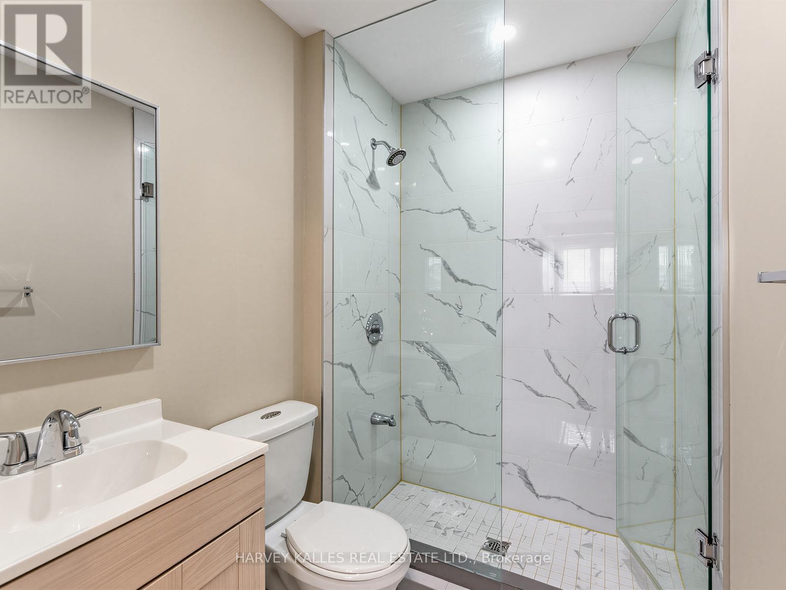 40 BLACKTHORN DRIVE